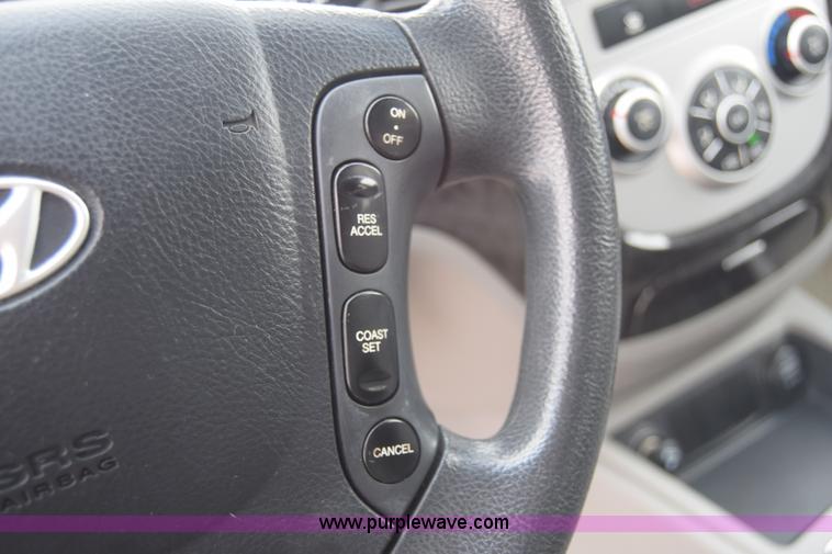 image for item K6711 2007 Hyundai Santa Fe GLS SUV