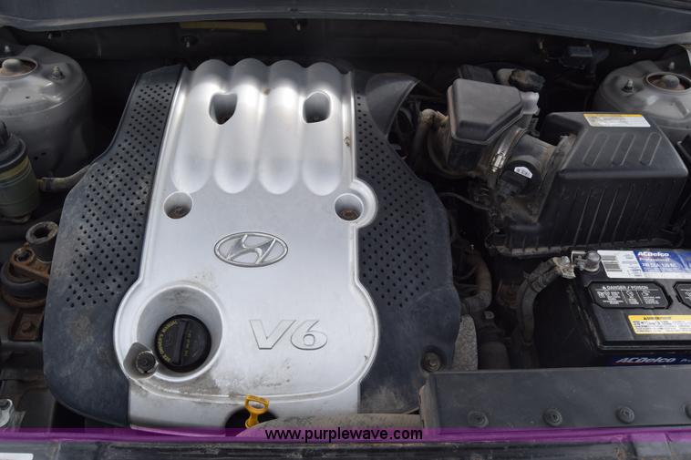 image for item K6711 2007 Hyundai Santa Fe GLS SUV