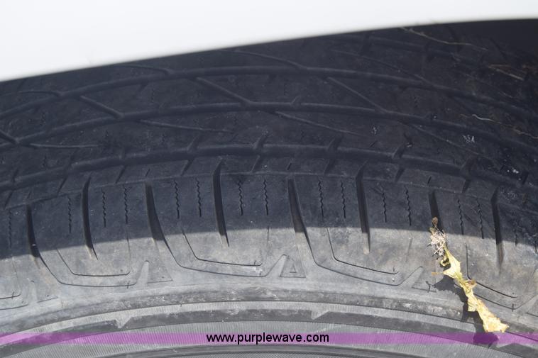 image for item K6717 2004 Chevrolet Suburban 1500 SUV