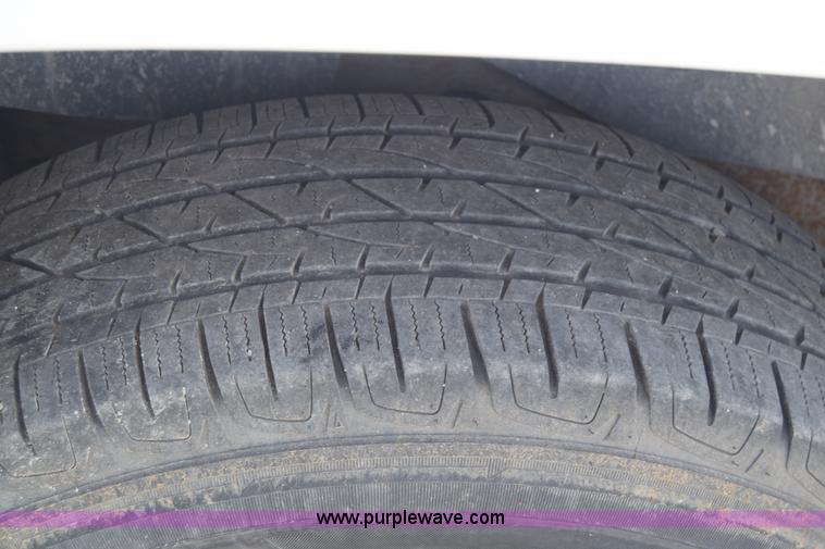 image for item K6717 2004 Chevrolet Suburban 1500 SUV