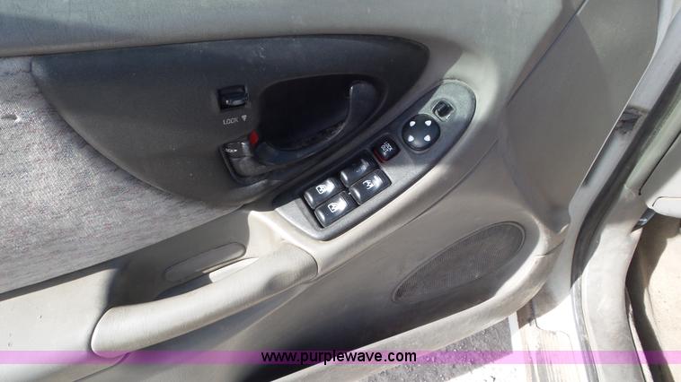 image for item K6839 2000 Chevrolet Malibu LS