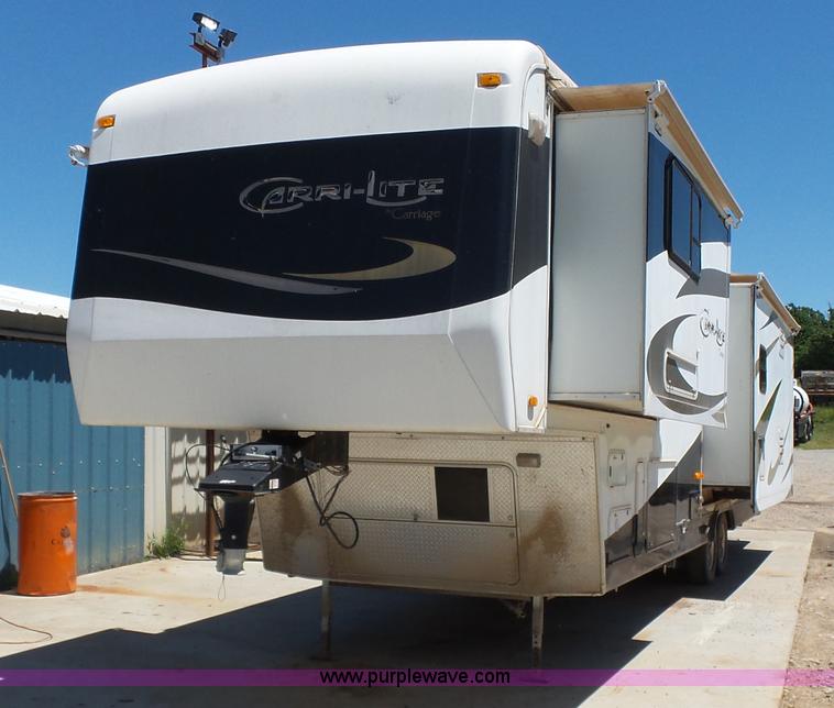 image for item K7192 2008 Carriage Carri-lite 36FDQ camper