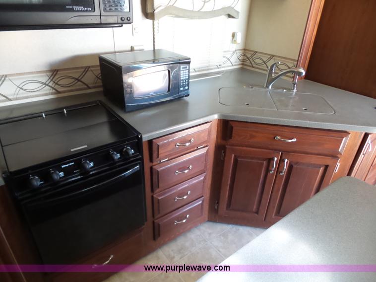 image for item K7192 2008 Carriage Carri-lite 36FDQ camper