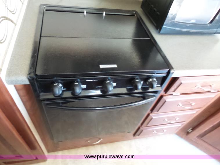 image for item K7192 2008 Carriage Carri-lite 36FDQ camper