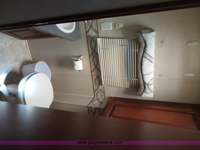 image for item K7192 2008 Carriage Carri-lite 36FDQ camper