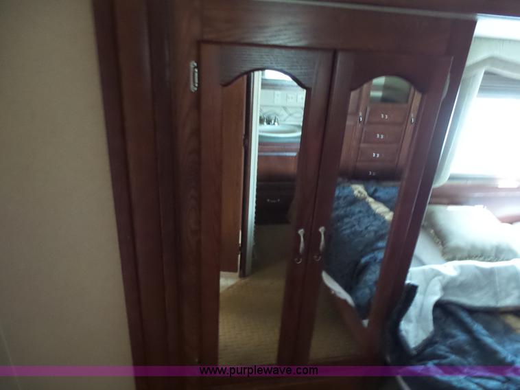 image for item K7192 2008 Carriage Carri-lite 36FDQ camper