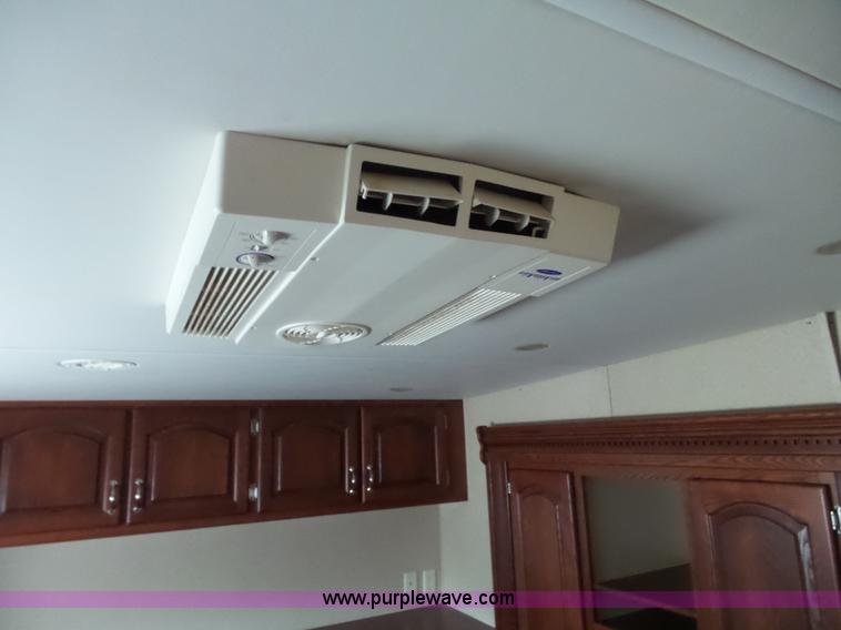 image for item K7192 2008 Carriage Carri-lite 36FDQ camper