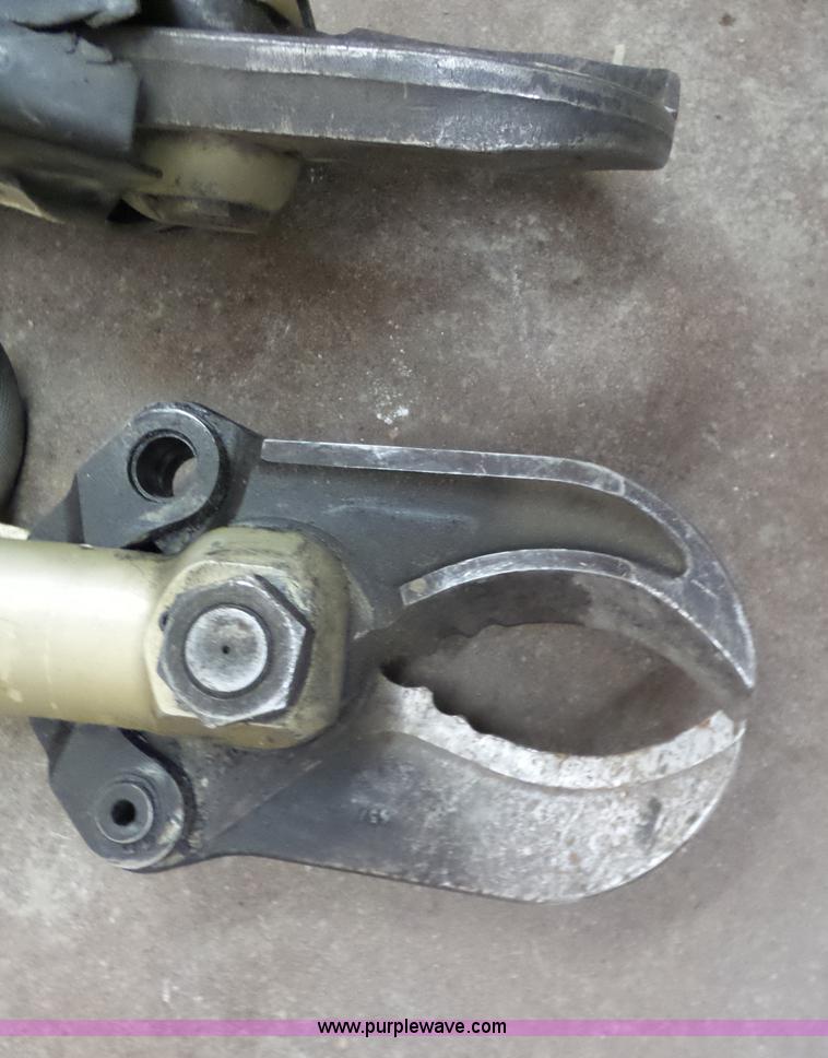 image for item K7204 (2) Hurst hydrualic rescue tools