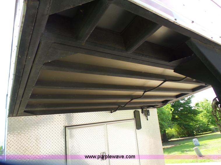 image for item K7207 2007 American Hauler Silver Hawk enclosed cargo trailer