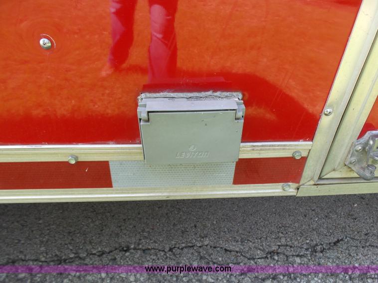 image for item K7207 2007 American Hauler Silver Hawk enclosed cargo trailer