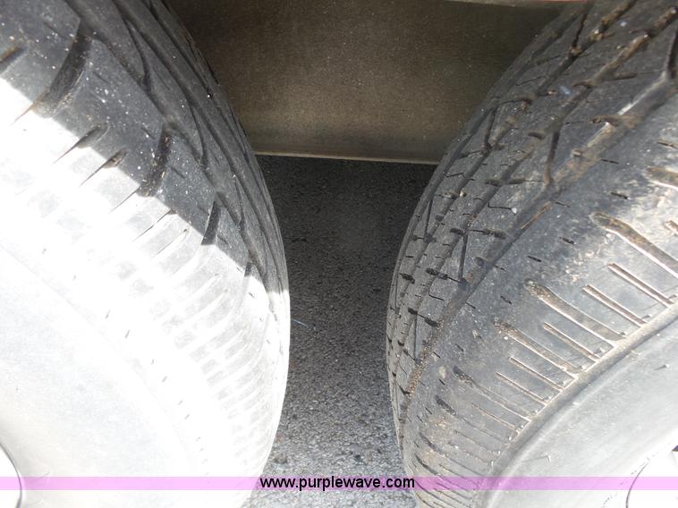 image for item K7207 2007 American Hauler Silver Hawk enclosed cargo trailer