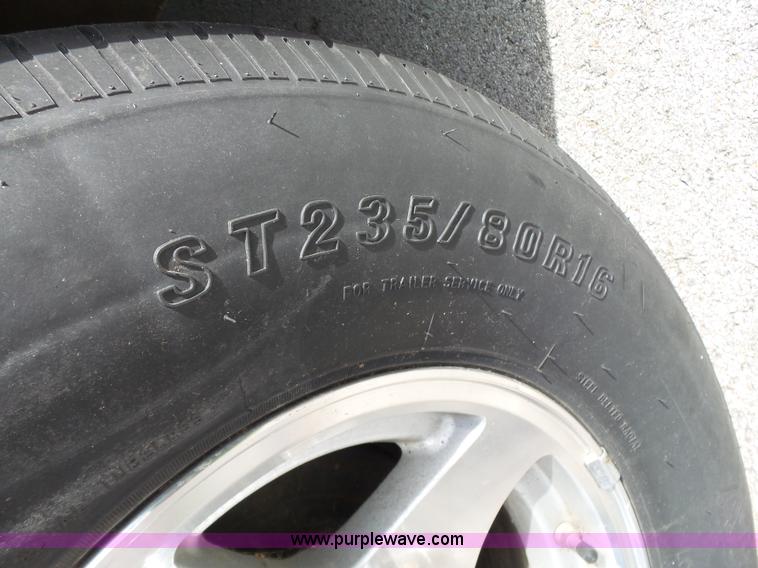 image for item K7207 2007 American Hauler Silver Hawk enclosed cargo trailer