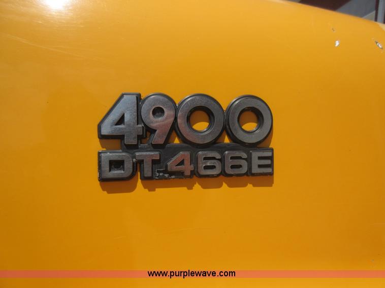 image for item K7851 2000 International 4900 dump truck