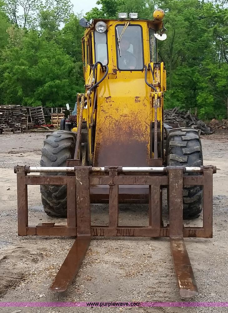 image for item K7894 1974 Allis Chalmers 840 wheel loader