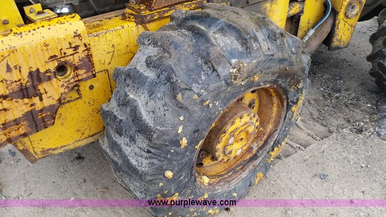 image for item K7894 1974 Allis Chalmers 840 wheel loader
