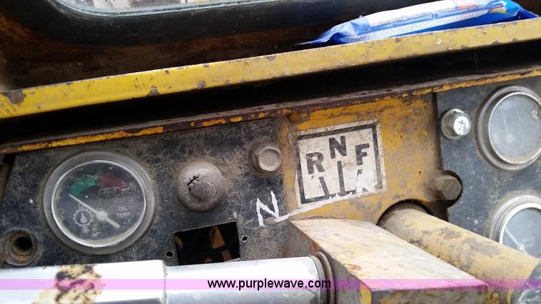 image for item K7894 1974 Allis Chalmers 840 wheel loader