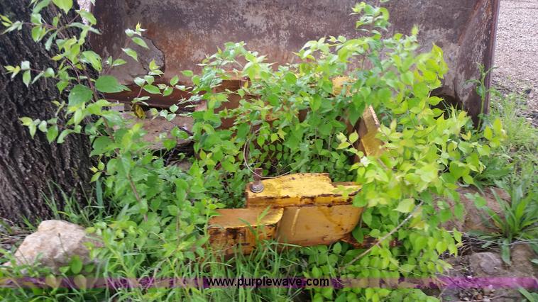 image for item K7894 1974 Allis Chalmers 840 wheel loader