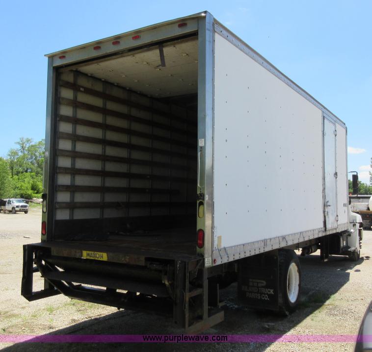 image for item K7900 2008 Hino 238 box truck