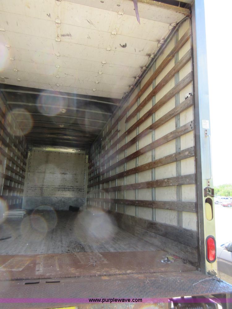 image for item K7900 2008 Hino 238 box truck