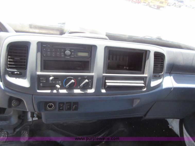 image for item K7900 2008 Hino 238 box truck