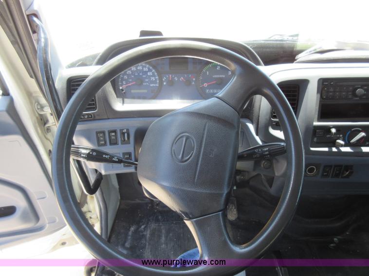 image for item K7900 2008 Hino 238 box truck