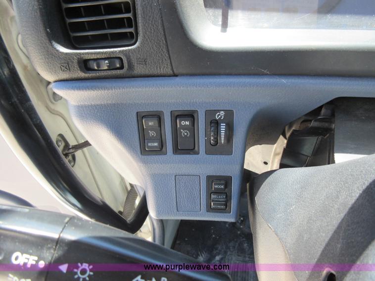 image for item K7900 2008 Hino 238 box truck