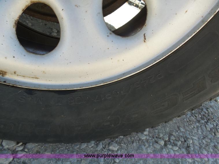 image for item K7907 2008 GMC Sierra 1500 pickup truck