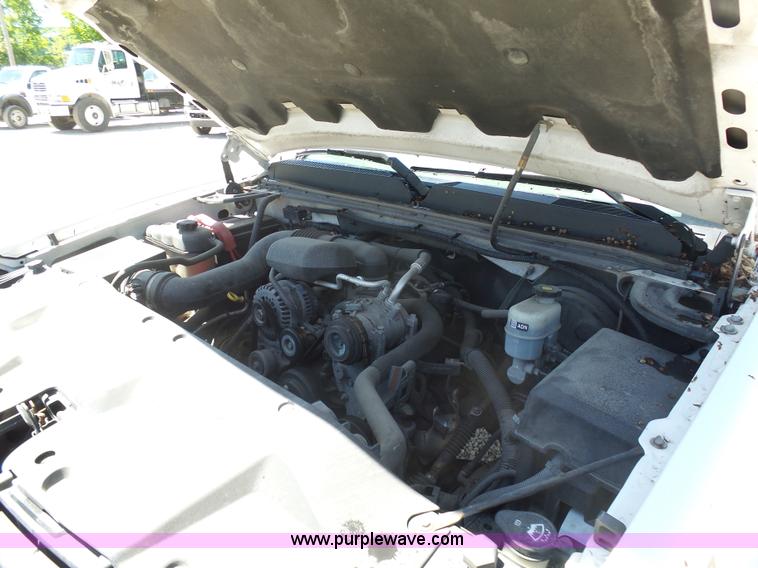 image for item K7907 2008 GMC Sierra 1500 pickup truck