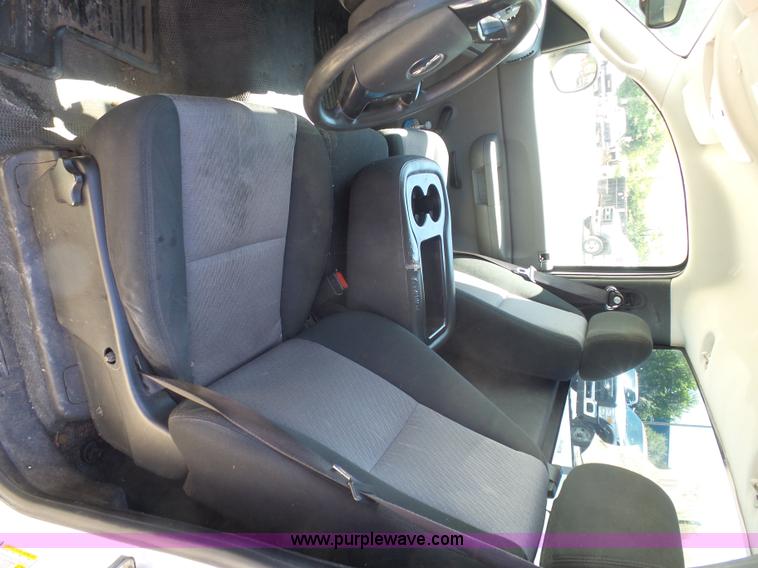 image for item K7907 2008 GMC Sierra 1500 pickup truck