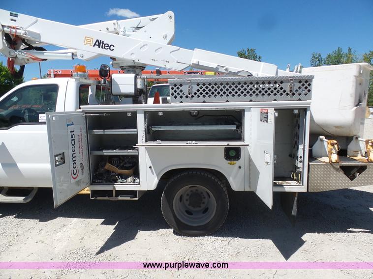 image for item K7911 2008 Ford F550 bucket truck