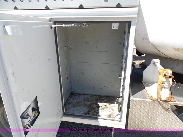 image for item K7911 2008 Ford F550 bucket truck