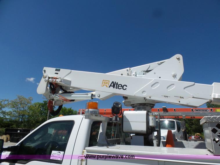 image for item K7911 2008 Ford F550 bucket truck