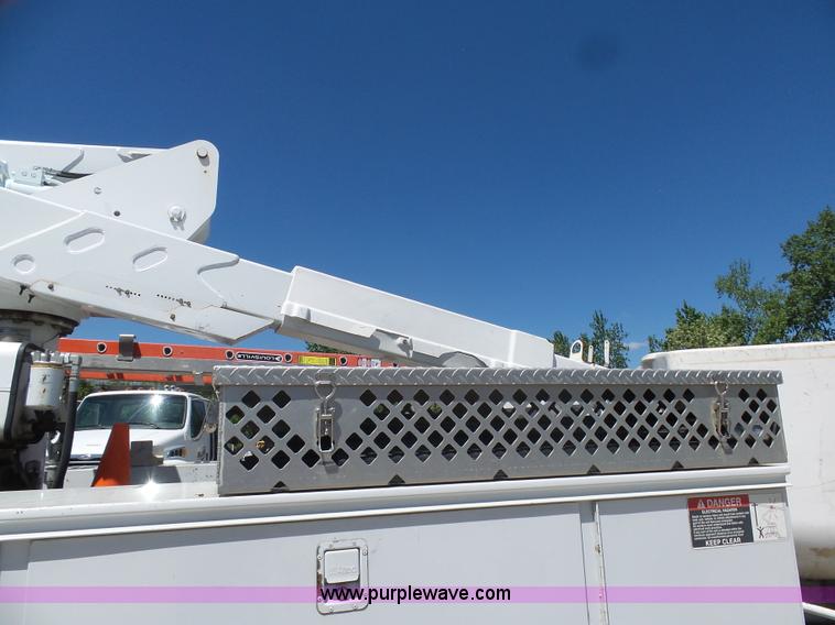 image for item K7911 2008 Ford F550 bucket truck