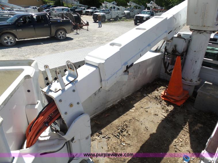 image for item K7911 2008 Ford F550 bucket truck