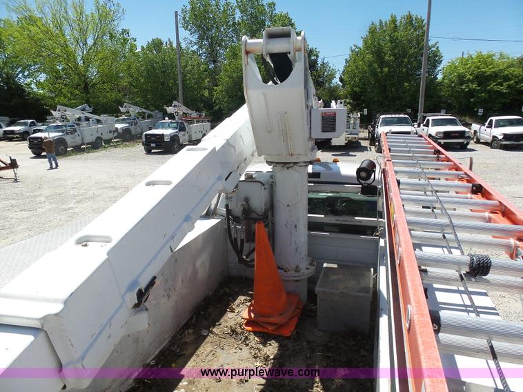 image for item K7911 2008 Ford F550 bucket truck