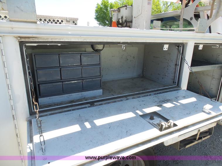 image for item K7911 2008 Ford F550 bucket truck