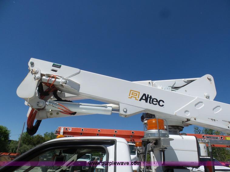 image for item K7911 2008 Ford F550 bucket truck