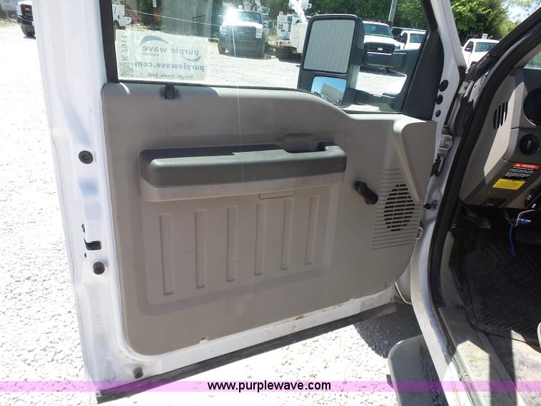 image for item K7911 2008 Ford F550 bucket truck