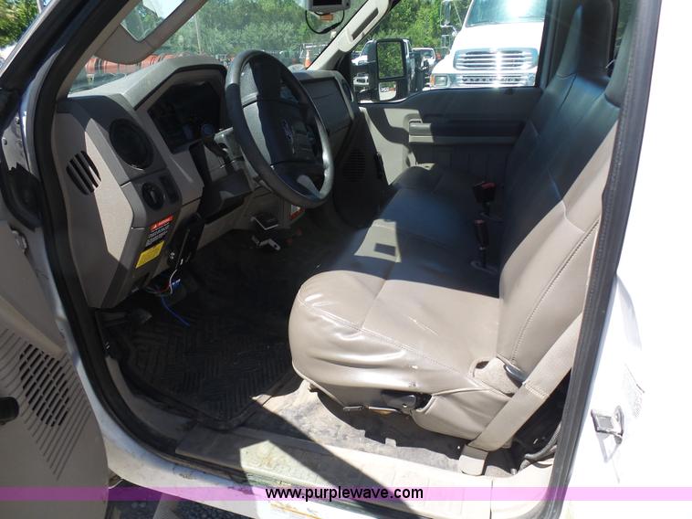 image for item K7911 2008 Ford F550 bucket truck