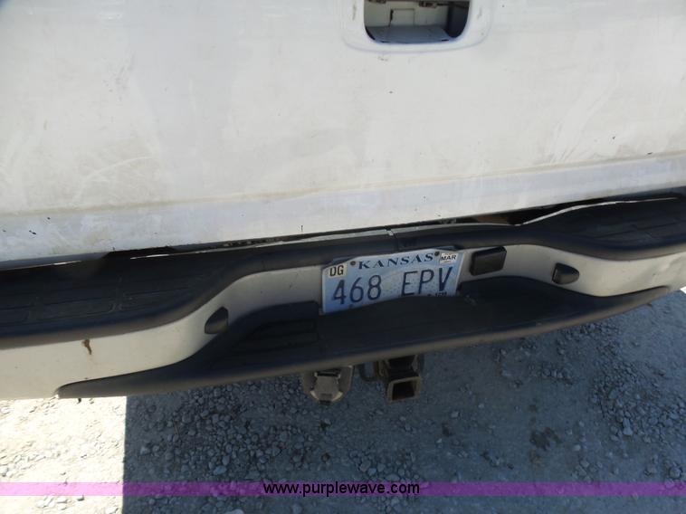 image for item K7912 2006 Chevrolet Silverado 1500 pickup truck