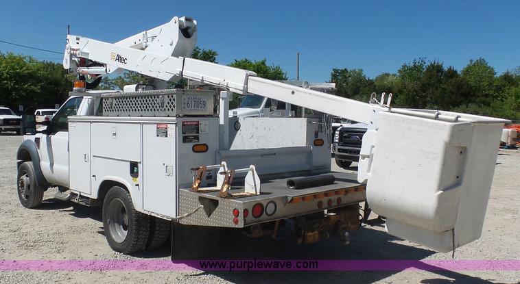 image for item K7915 2008 Ford F550 bucket truck