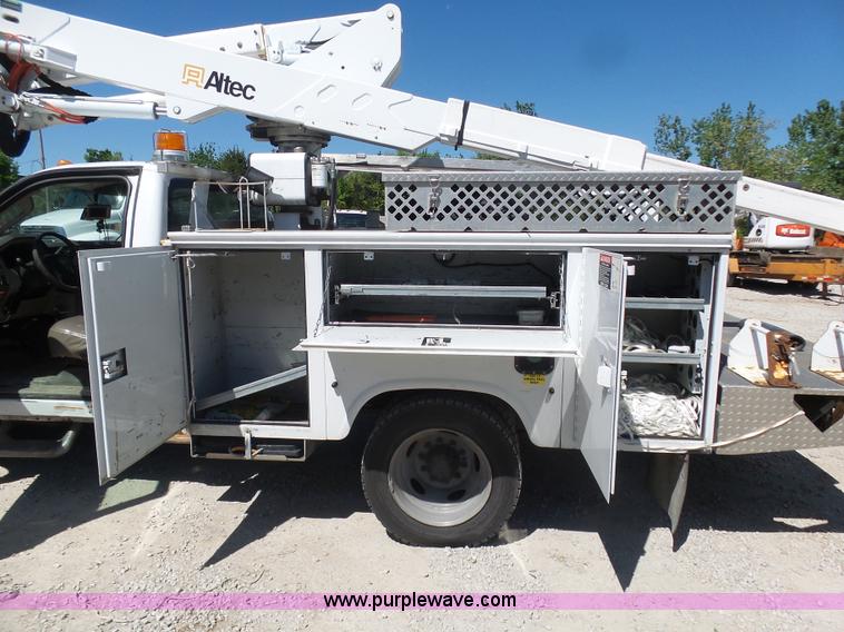 image for item K7915 2008 Ford F550 bucket truck