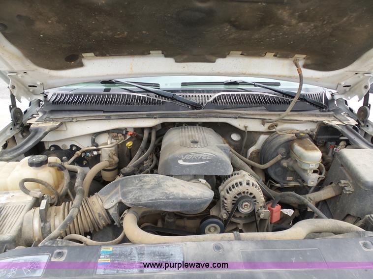 image for item K7948 2005 Chevrolet Silverado 1500 Ext. Cab pickup truck