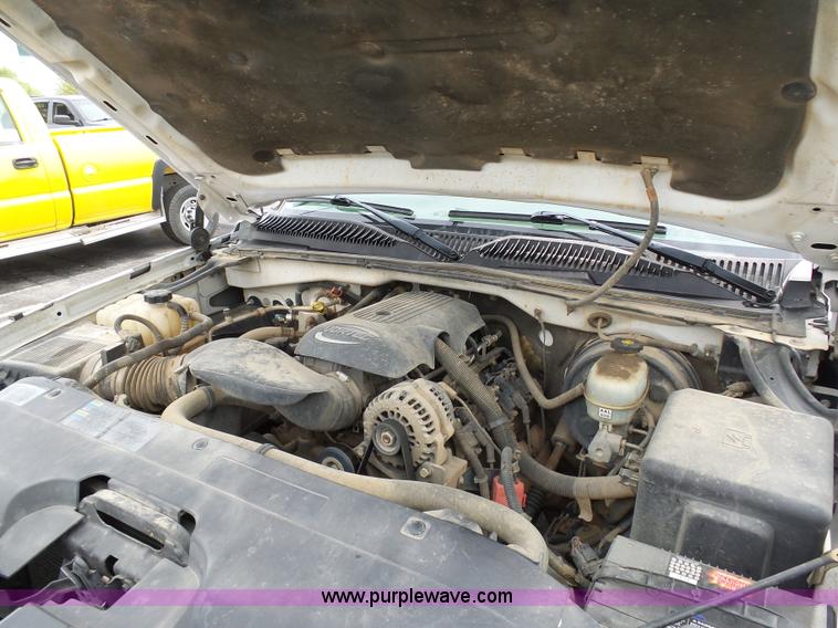 image for item K7948 2005 Chevrolet Silverado 1500 Ext. Cab pickup truck