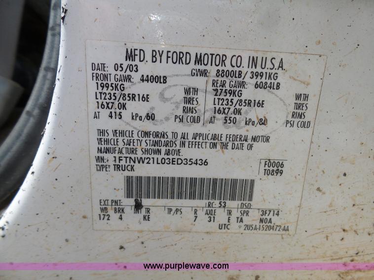 image for item K7951 2003 Ford F250 Crew Cab pickup truck