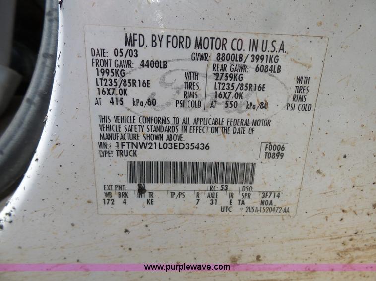 image for item K7951 2003 Ford F250 Crew Cab pickup truck