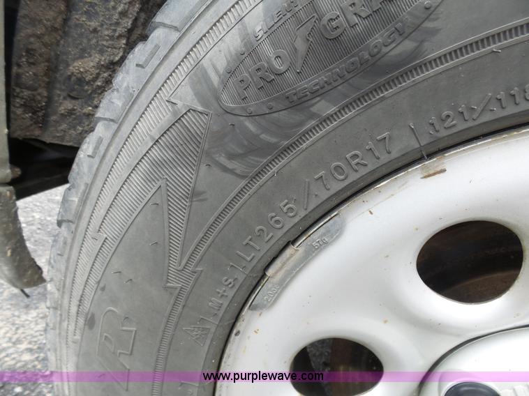 image for item K7955 2005 Chevrolet Silverado 1500 Ext. Cab pickup truck