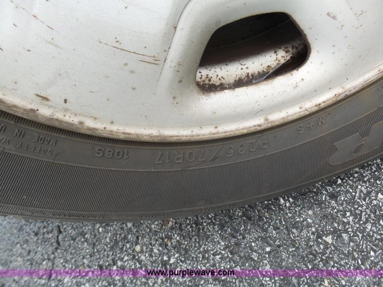 image for item K7956 2009 Ford F150 SuperCab pickup truck