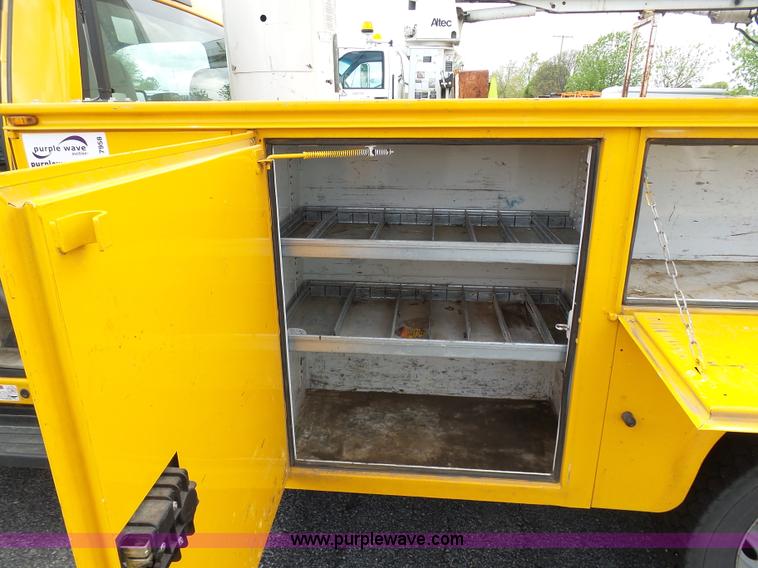 image for item K7958 2008 Ford F550 bucket truck