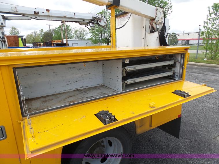 image for item K7958 2008 Ford F550 bucket truck